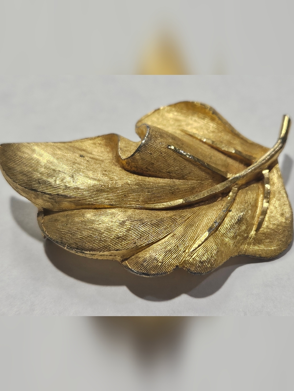 Vintage RSK Pin Goldtone Leaf Lapel Scarf Brooch